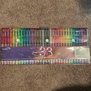 33 NIB Glitter Gel Pens